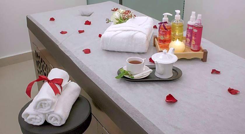 Best Western Plus Danat Almansak Hotel