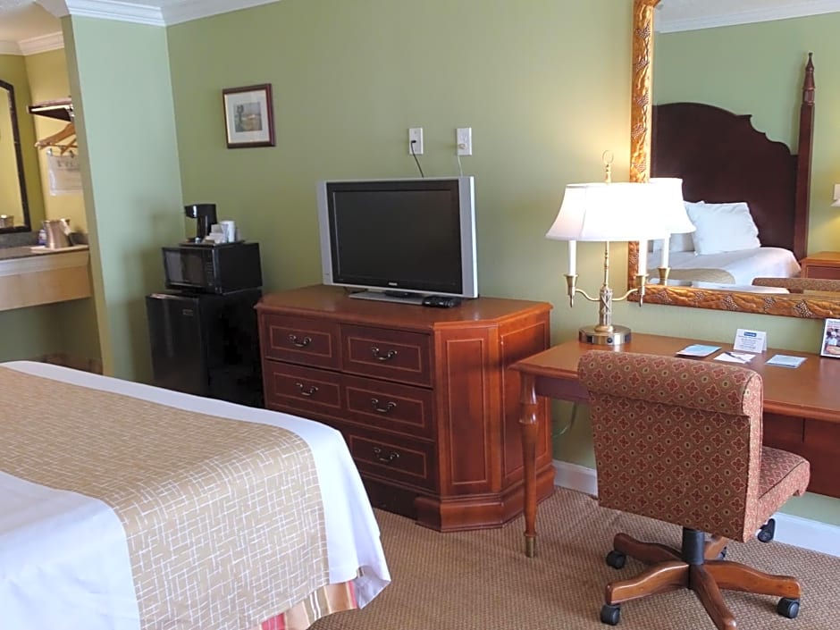 Travelodge by Wyndham Ocean Springs
