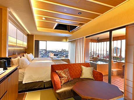 KAROI Standard Floor, Japanese-Style Suite Room Kikyo with Private Hot Spring Open-Air Bath