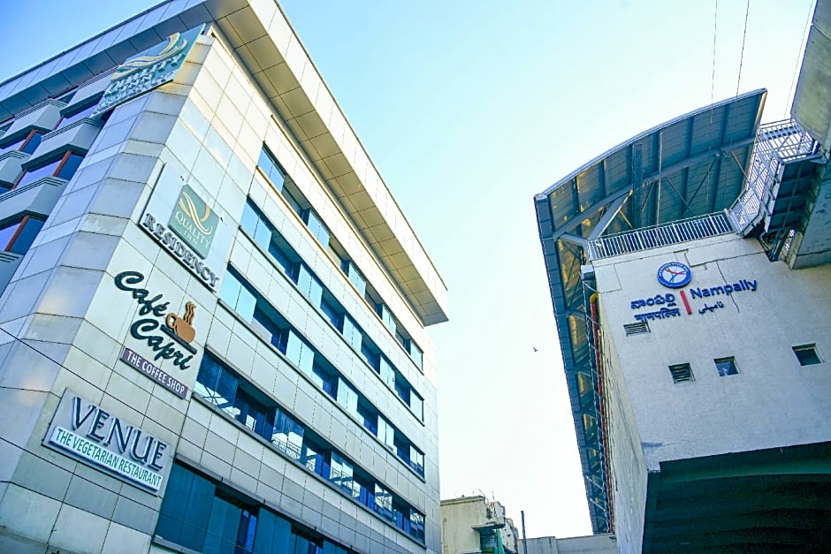 Hotel Quality Inn Residency