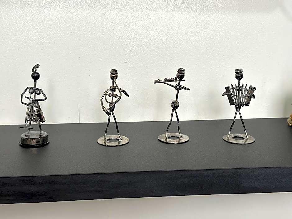 Almond drive Condo Cozy 1BR Talisay