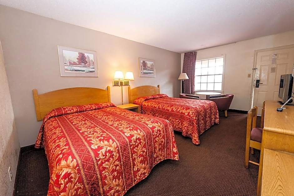 University Inn & Suites Brownsville