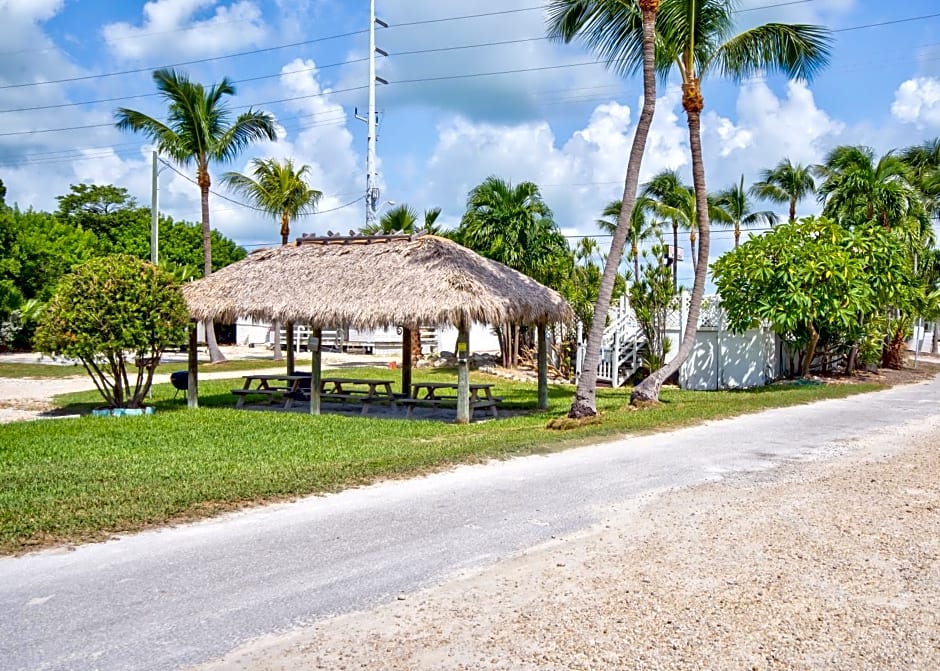 Bonefish Bay Motel & RV's