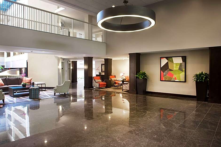 Embassy Suites by Hilton Philadelphia Airport