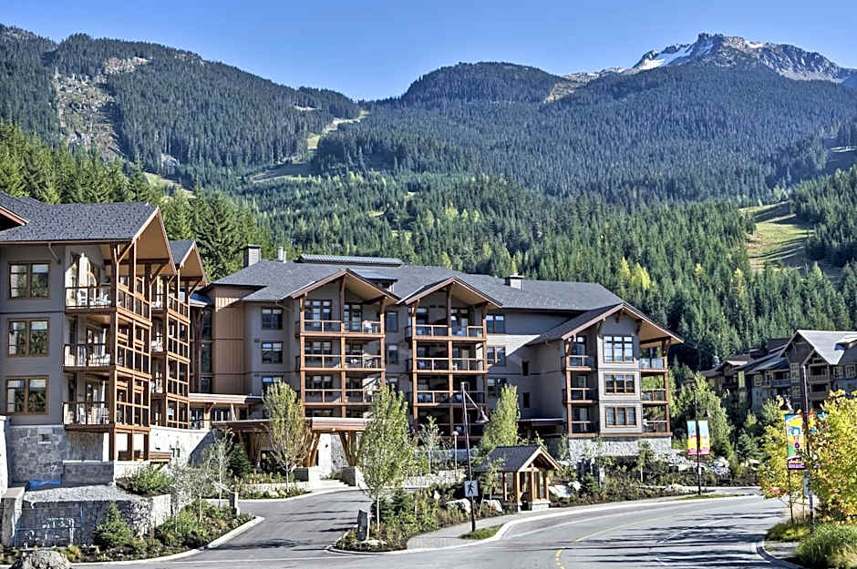 Foto 1 dari 56 — Evolution Whistler