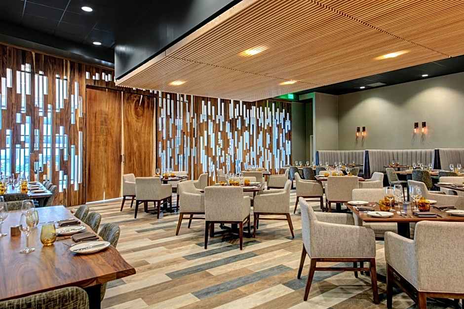 Marriott Dallas Allen Hotel & Convention Center