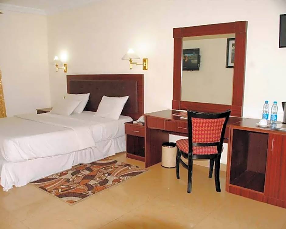 Monty Suites Calabar