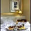 Hotel Renoir