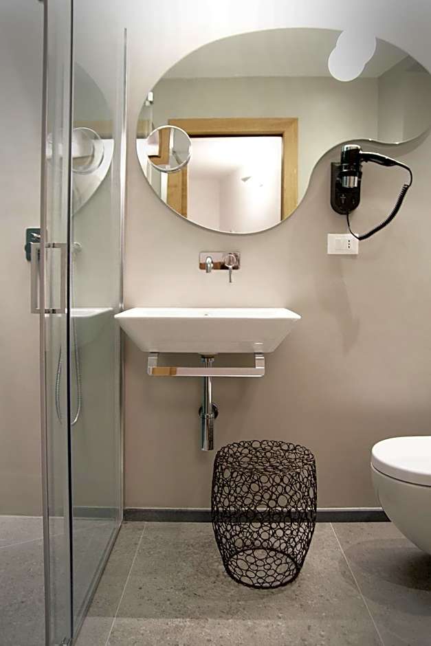 Colonna 24 Luxury Room in Portovenere near 5 Terre