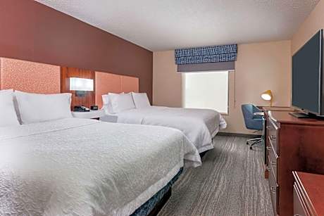 Room with Two Queen Beds - Non-Smoking