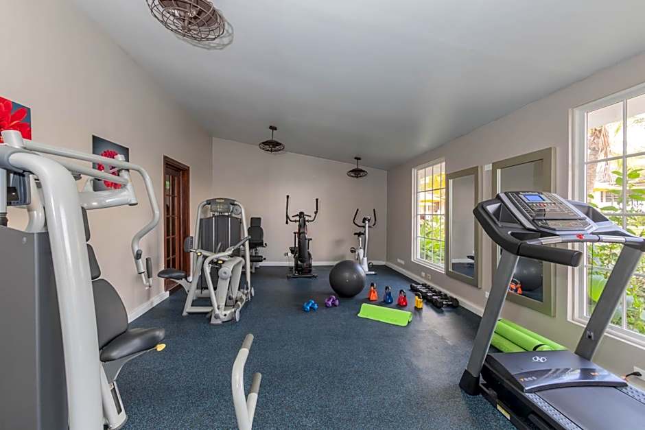 Sea Breeze Beach House All Inclusive by Ocean Hotels