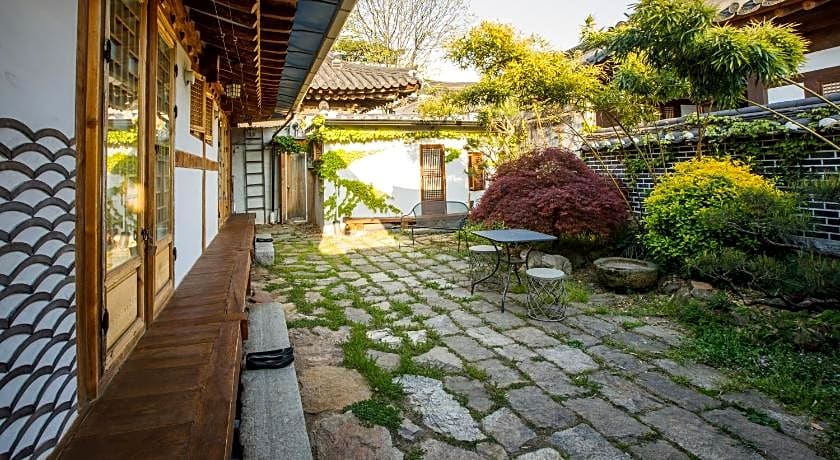 Gaeunchae Hanok Guesthouse Jeonju