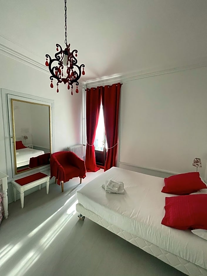 Authentic by Balladins, Hôtel Le Carré d'Aix