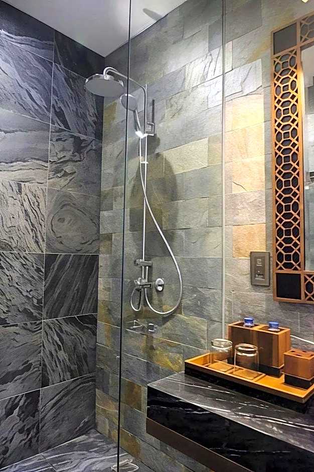 Akana Boutique Hotel
