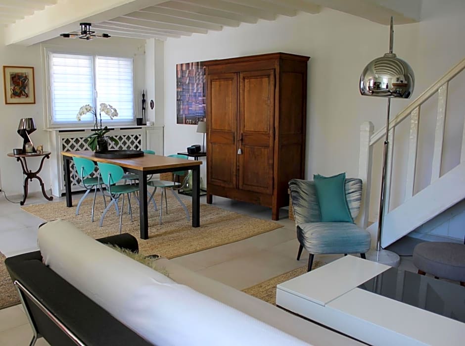 Le Chemin du Village