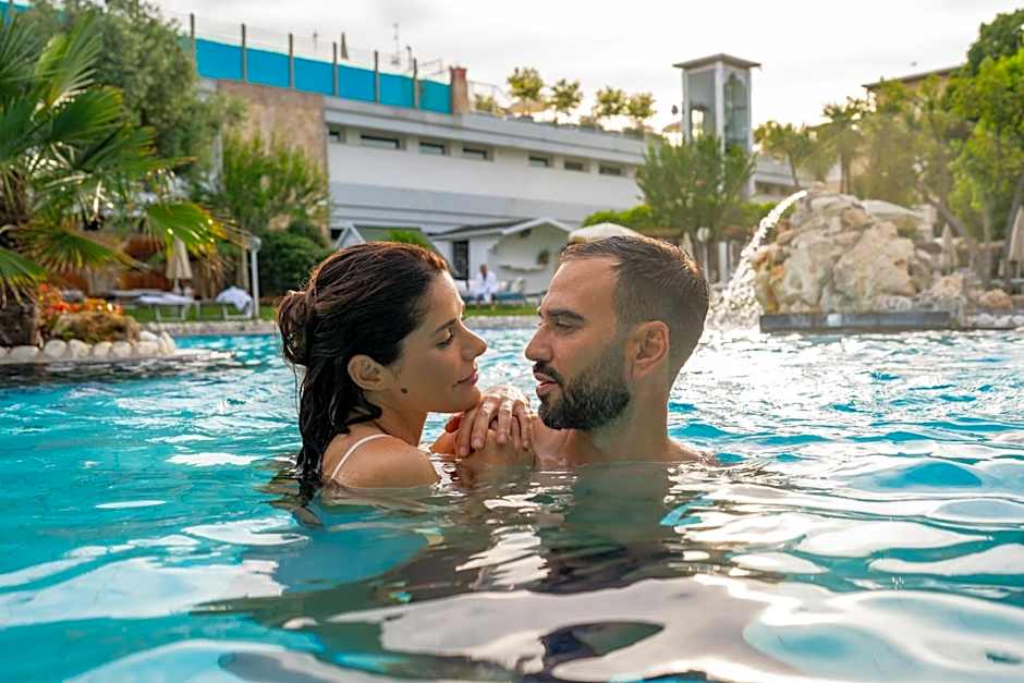 Panoramic Hotel Plaza