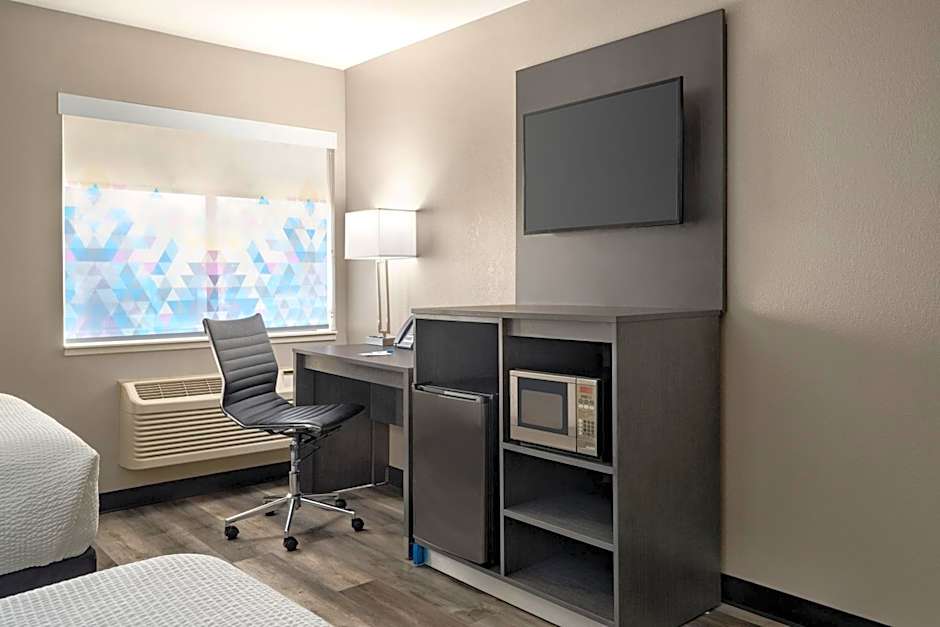 La Quinta Inn & Suites by Wyndham Chicago Tinley Park