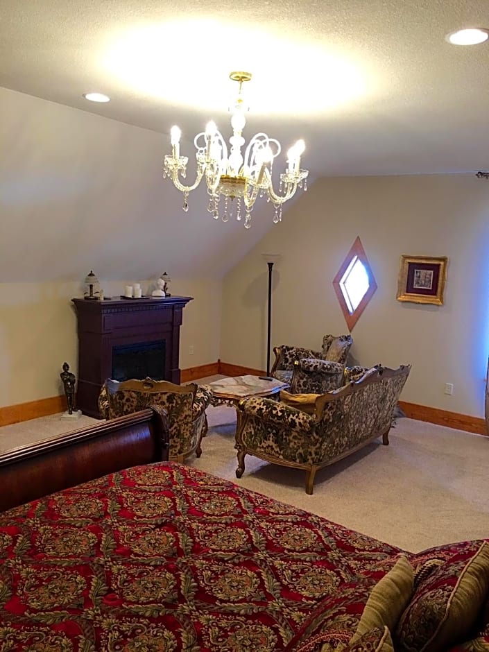 Attwood House Bed and Breakfast near Manhattan, KS