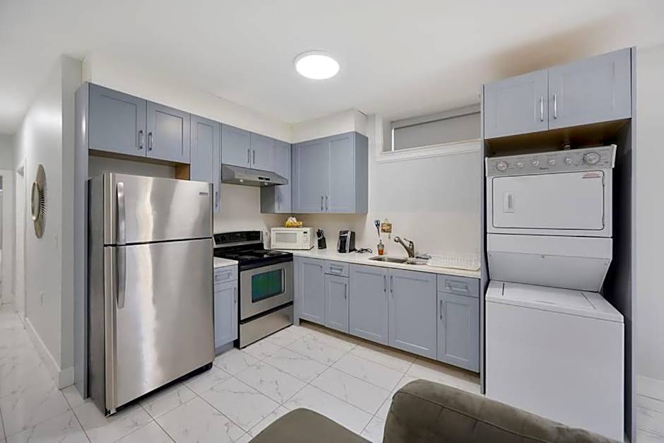 Basement Suite In Vancouver