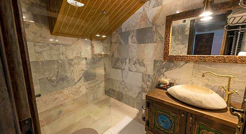 Foremanson Cave Hotel