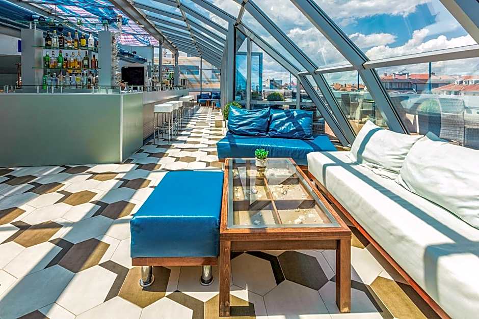 Hotel Marina Palace, Affiliated by Meliá