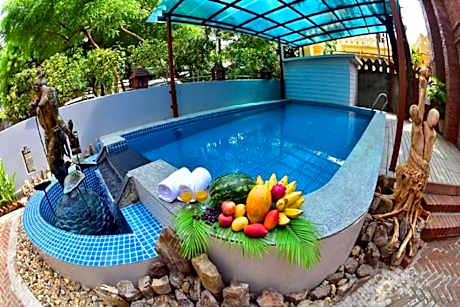 Northern Breeze Hotel