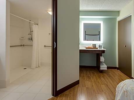 2 Double Beds Standard Walk In Shower