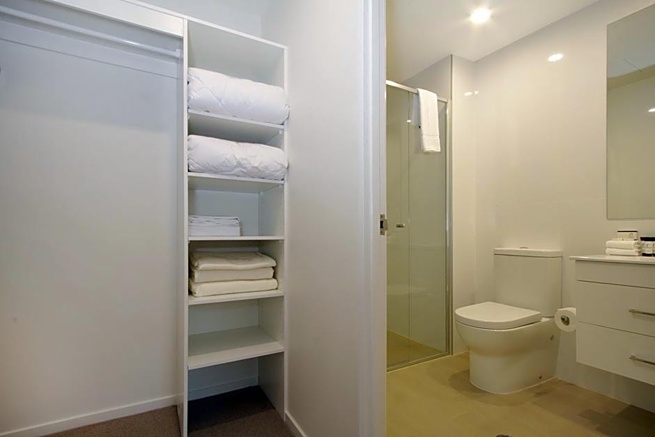 Accommodate Canberra - IQ Smart Apartments