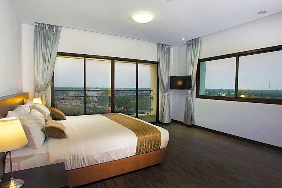 Coco View Hotel
