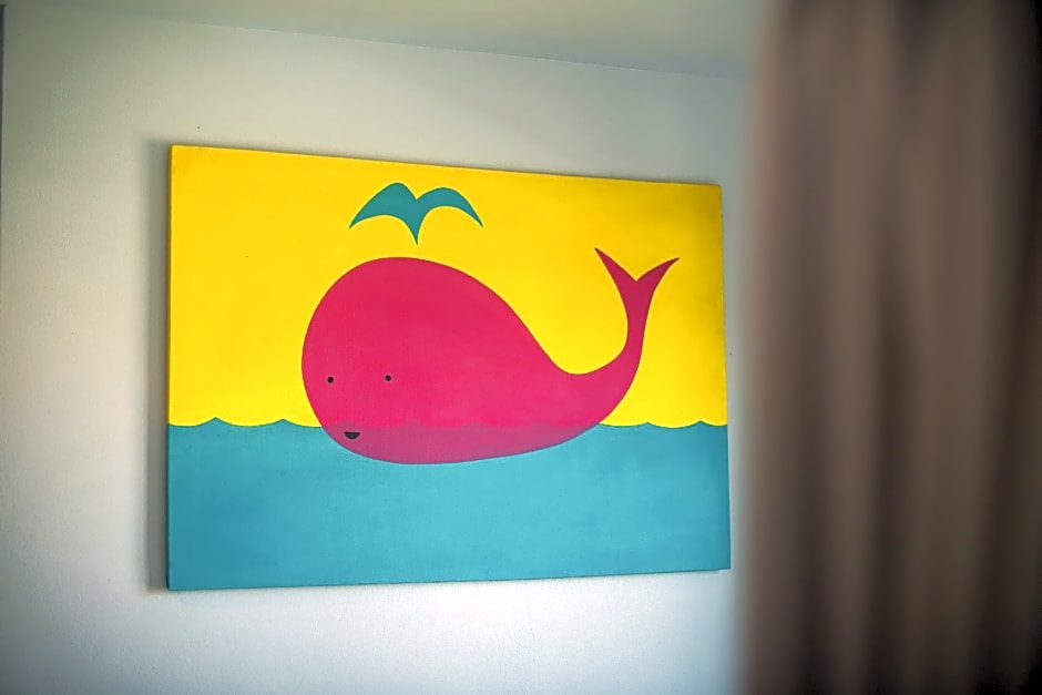 Sleep Whale Hotel