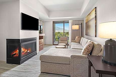1 Bedroom Villa, 1 King, Sofa bed, Balcony, Whirlpool