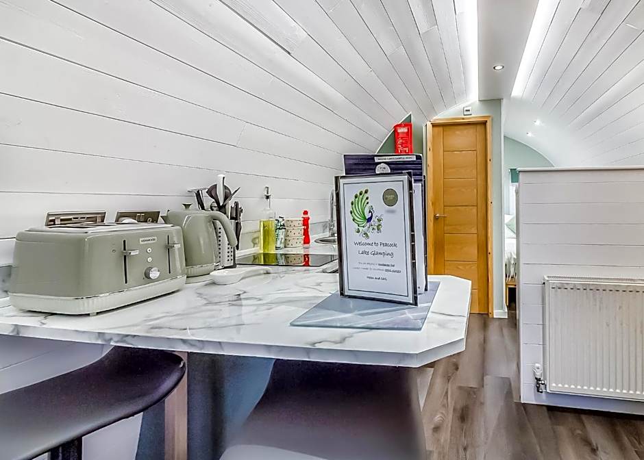 Peacock Lake Glamping