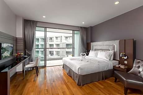 One-Bedroom with Spa Bath