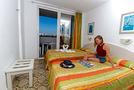 Economy One-Bedroom Apartment