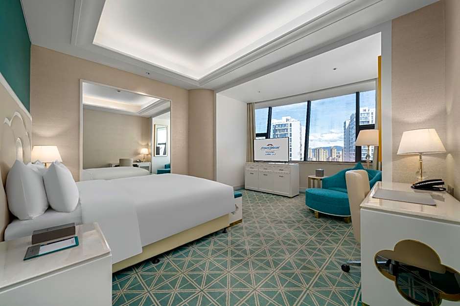 Howard Johnson Plaza by Wyndham Ningbo