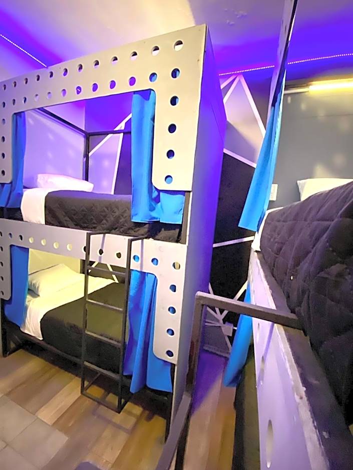 ROOMIES HOSTEL Parque México