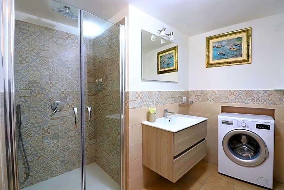 Estate4home - MAISON LIRIO