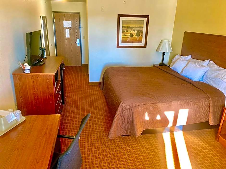 Park View Inn & Suites By OYO Hoisington