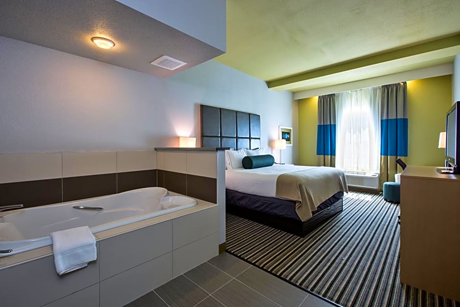 Holiday Inn Express & Suites Carlisle By IHG