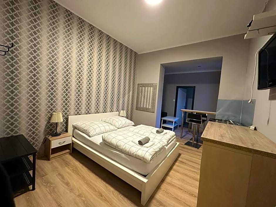 Eva's Hostel - Self Check-In & Only Private Rooms