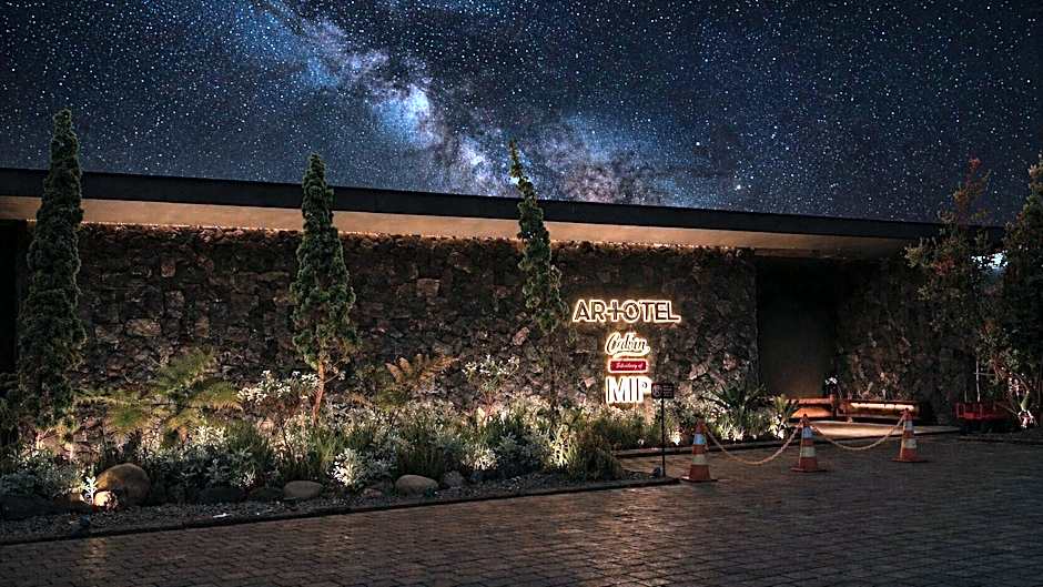 ARTOTEL Cabin Bromo