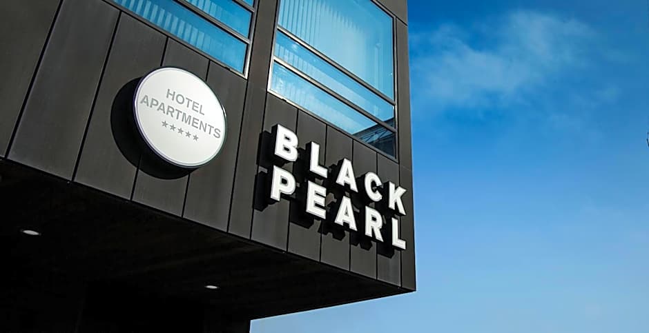 Black Pearl Apartment Hotel