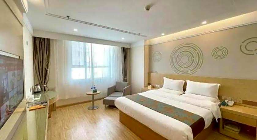 GreenTree Inn Urumqi Airport Tianyi International City