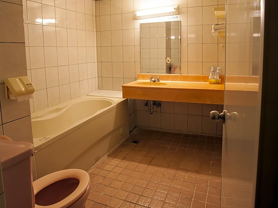 Gene Long Haiy Att Hotel