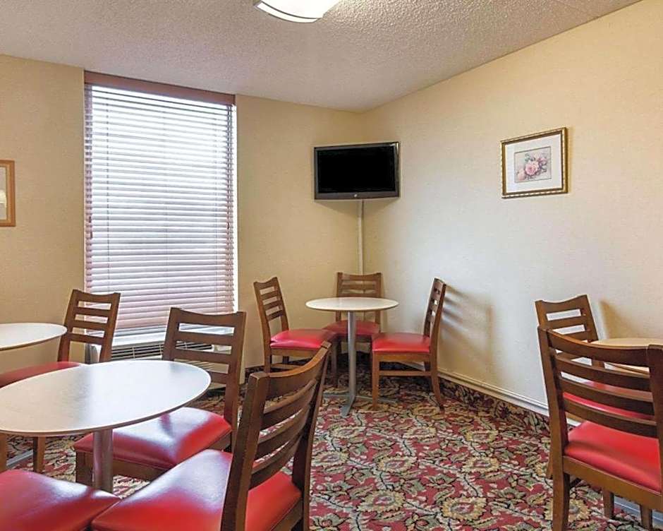 Econo Lodge Near Quantico Marine Base