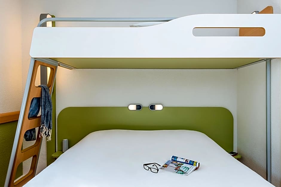 ibis Budget Courbevoie Paris La Defense