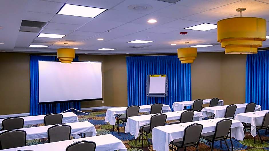 Holiday Inn Edison at Midtown By IHG