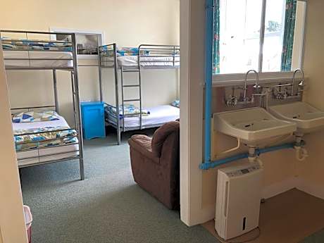 Bed in 4-Bed Mixed Dormitory Room