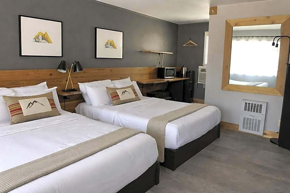 Summit View Inn
