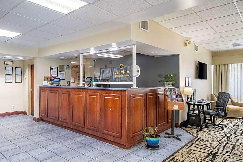 Clarion Inn Cleveland near University